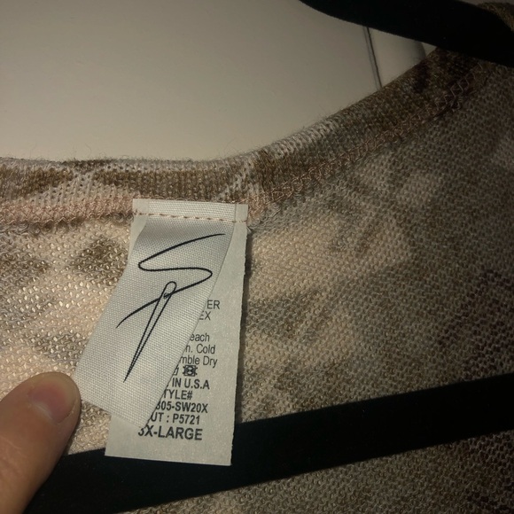 NWOT Sew In Love boutique brand multi color Aztec printlong duster cardi 3x plus - Picture 3 of 4